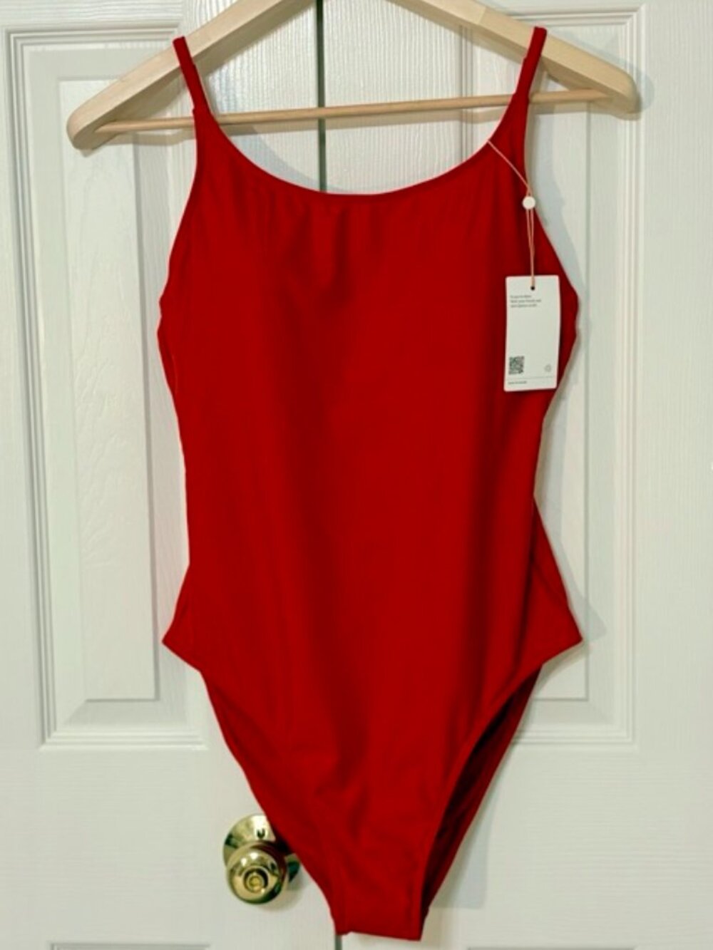 NWT Quince Women's Red Italian Cami One Piece Swimsuit Large - Picture 6 of 8